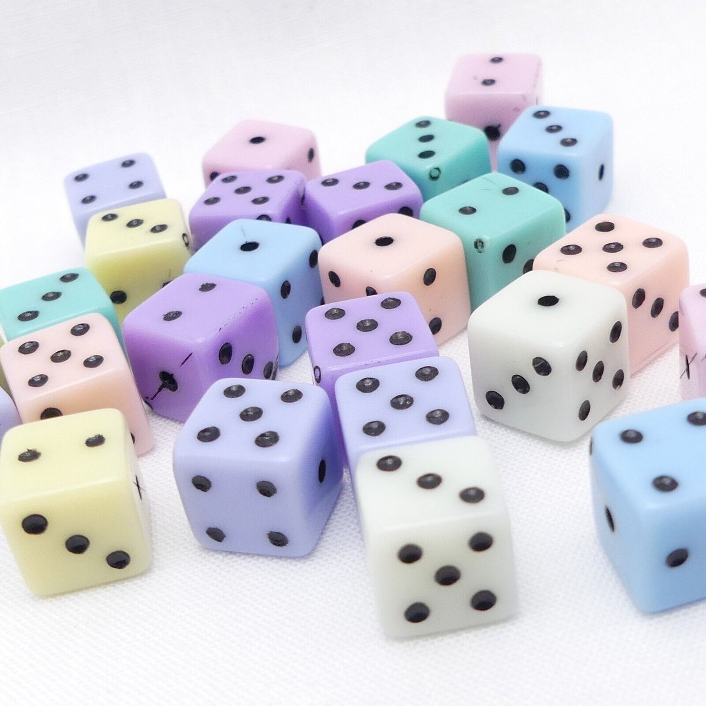 25 Dice Beads 10mm Mixed Pastel Colours Jewellery Making Crafts