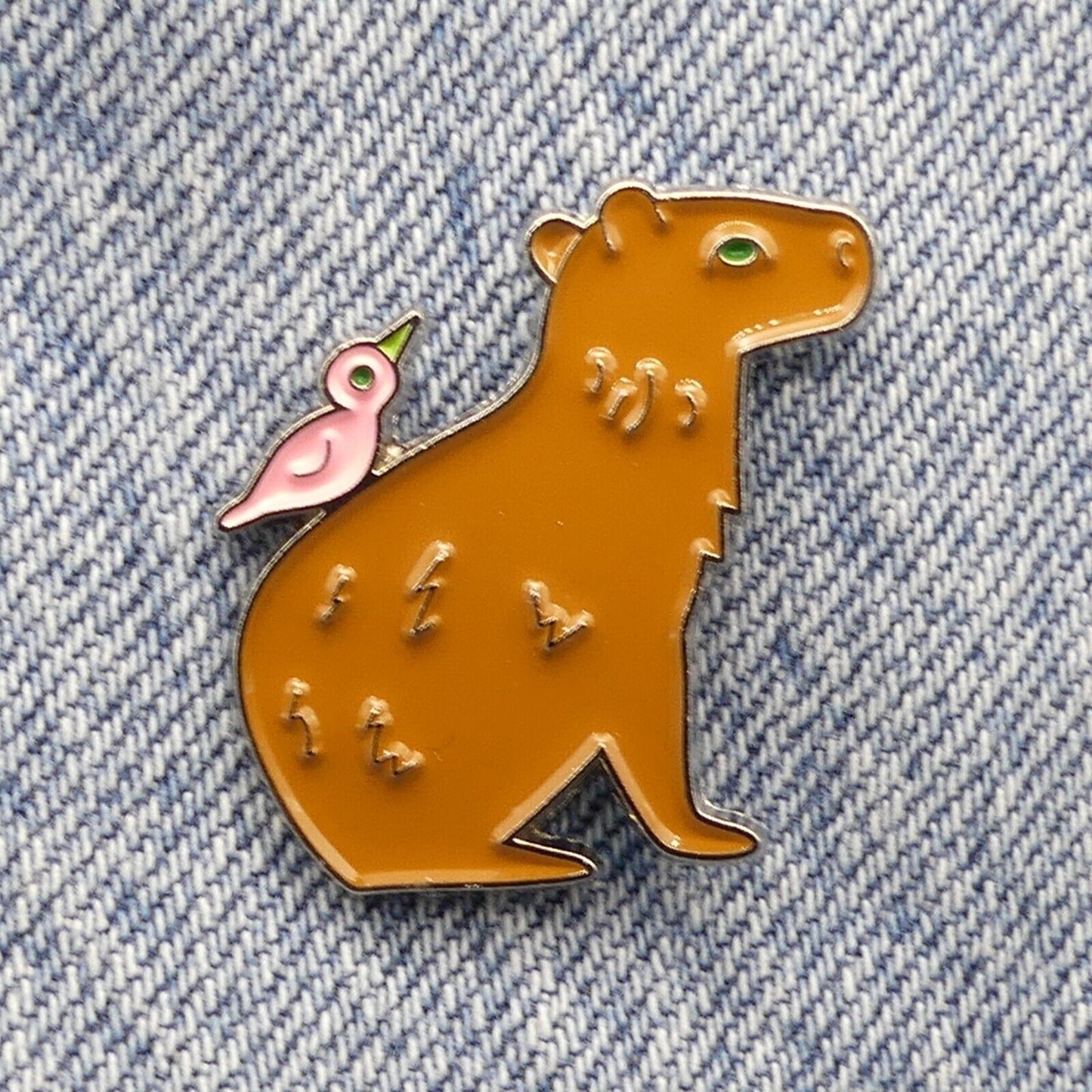 Cute Capybara & Bird Enamel Pin Badge – Adorable Animal Lapel Brooch