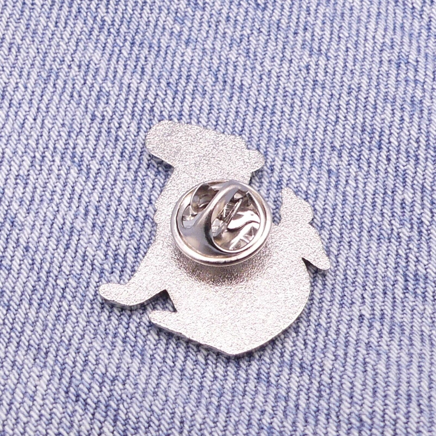 Cute Capybara & Bird Enamel Pin Badge – Adorable Animal Lapel Brooch