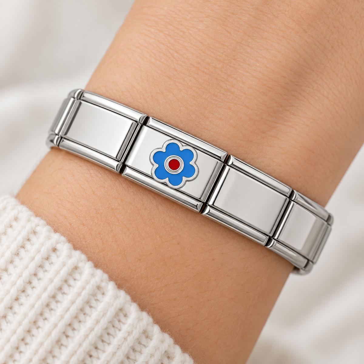 Stainless steel Italian charm bracelet with blue-and-red daisy flower enamel link