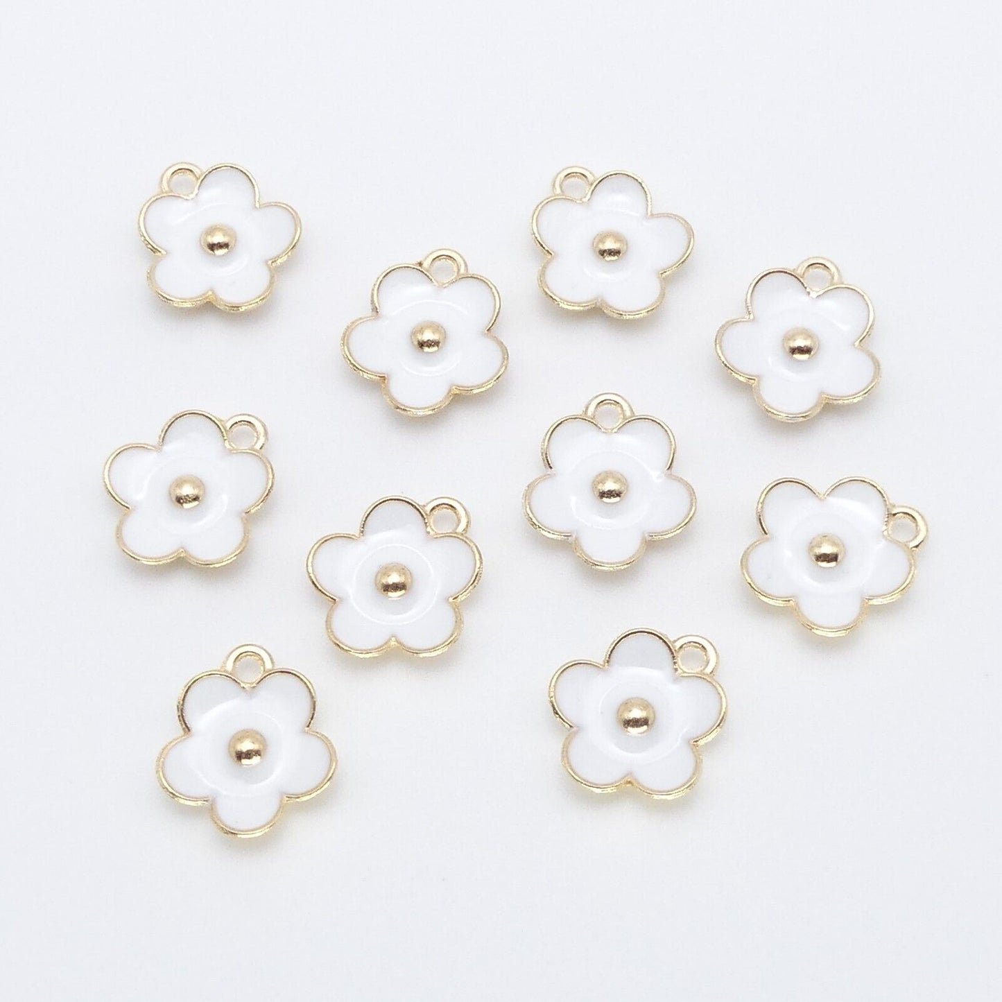 10 Gold Plated And White Enamel Daisy Charms