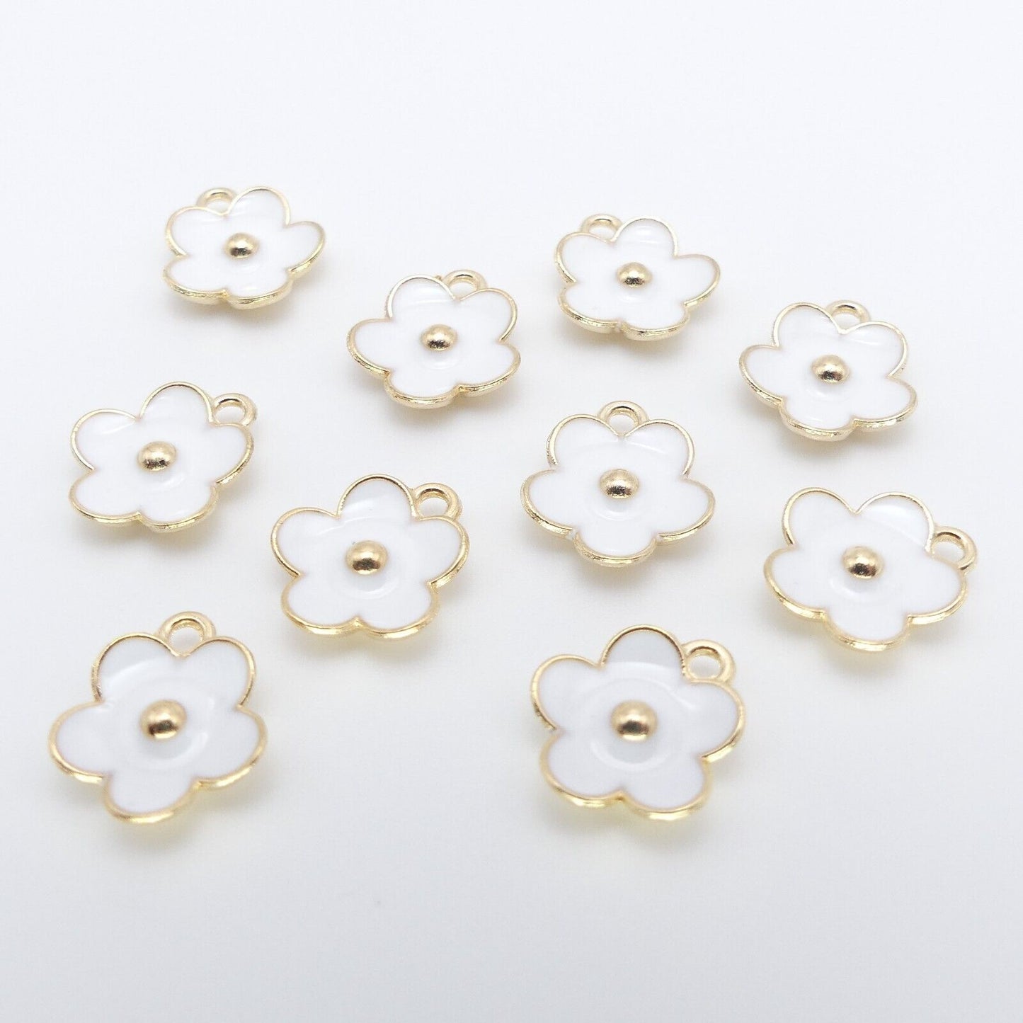 10 Gold Plated And White Enamel Daisy Charms