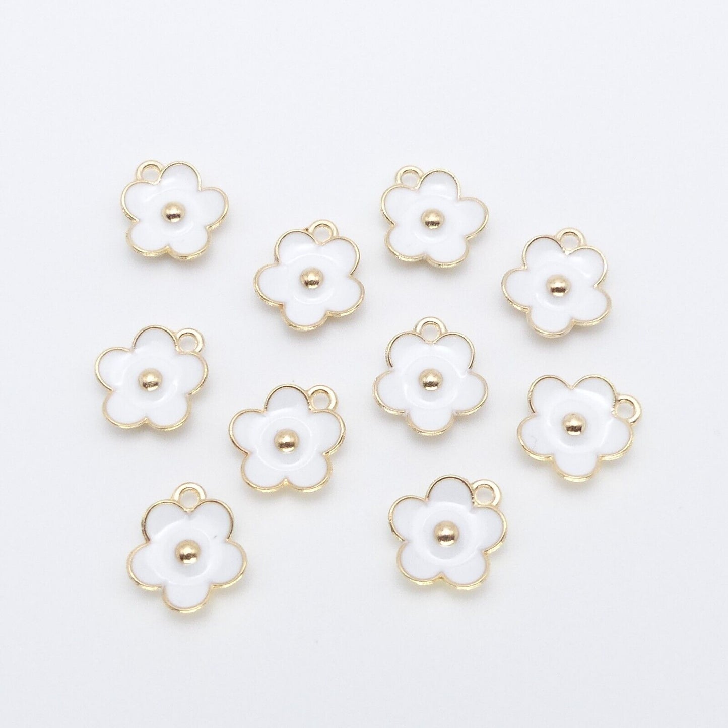 10 Gold Plated And White Enamel Daisy Charms