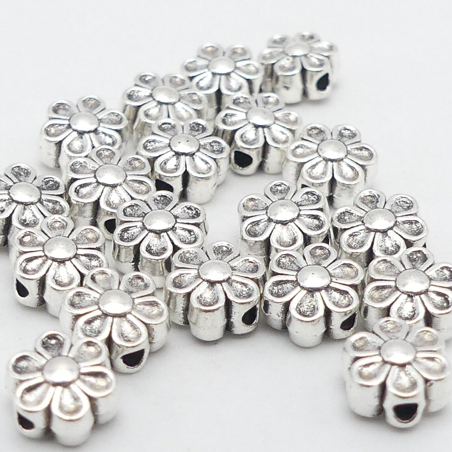 20 Daisy Tibetan Silver Spacer Beads Flower Spacer Beads Jewellery Making Beads