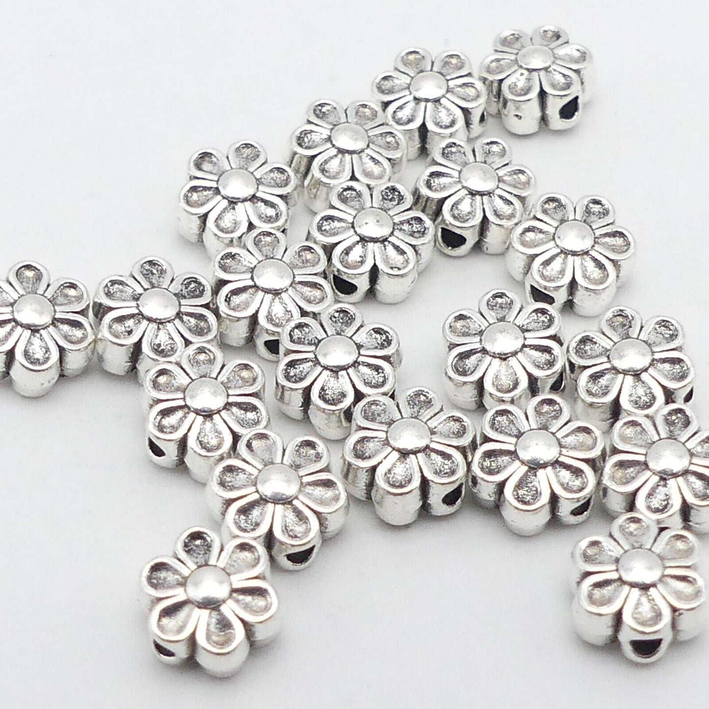 20 Daisy Tibetan Silver Spacer Beads Flower Spacer Beads Jewellery Making Beads