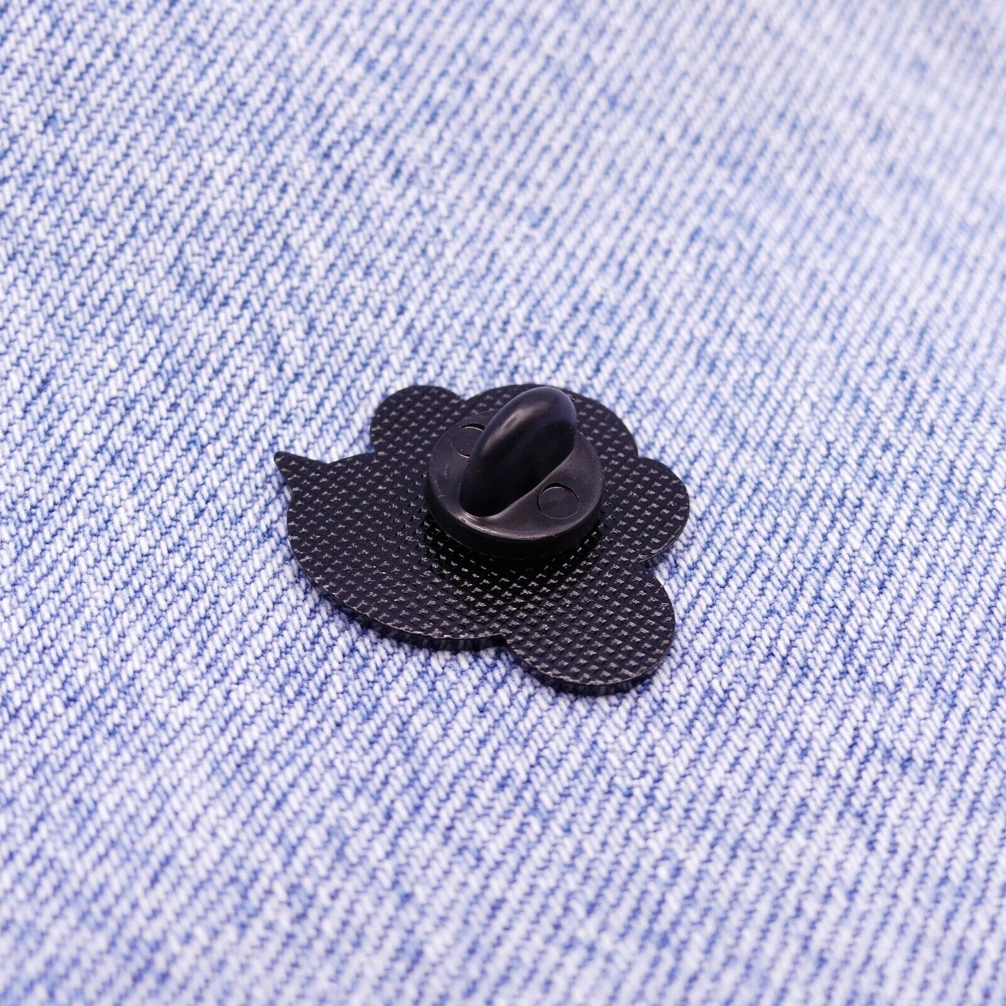 Bee Pin Badge With Rainbow, Enamel Lapel Pins, Pride LGBTQ+