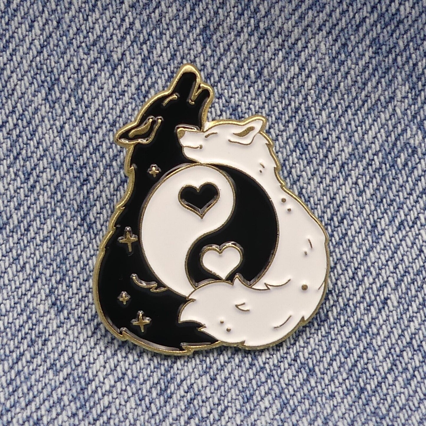 Wolf Ying And Yang Enamel Pin Badge
