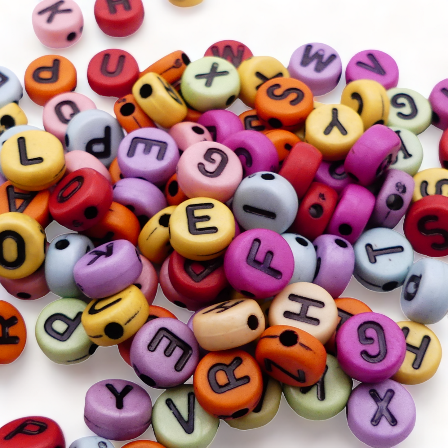 100 Mixed Alphabet Letter Beads RAMDOM Mix Of Colours And Letters