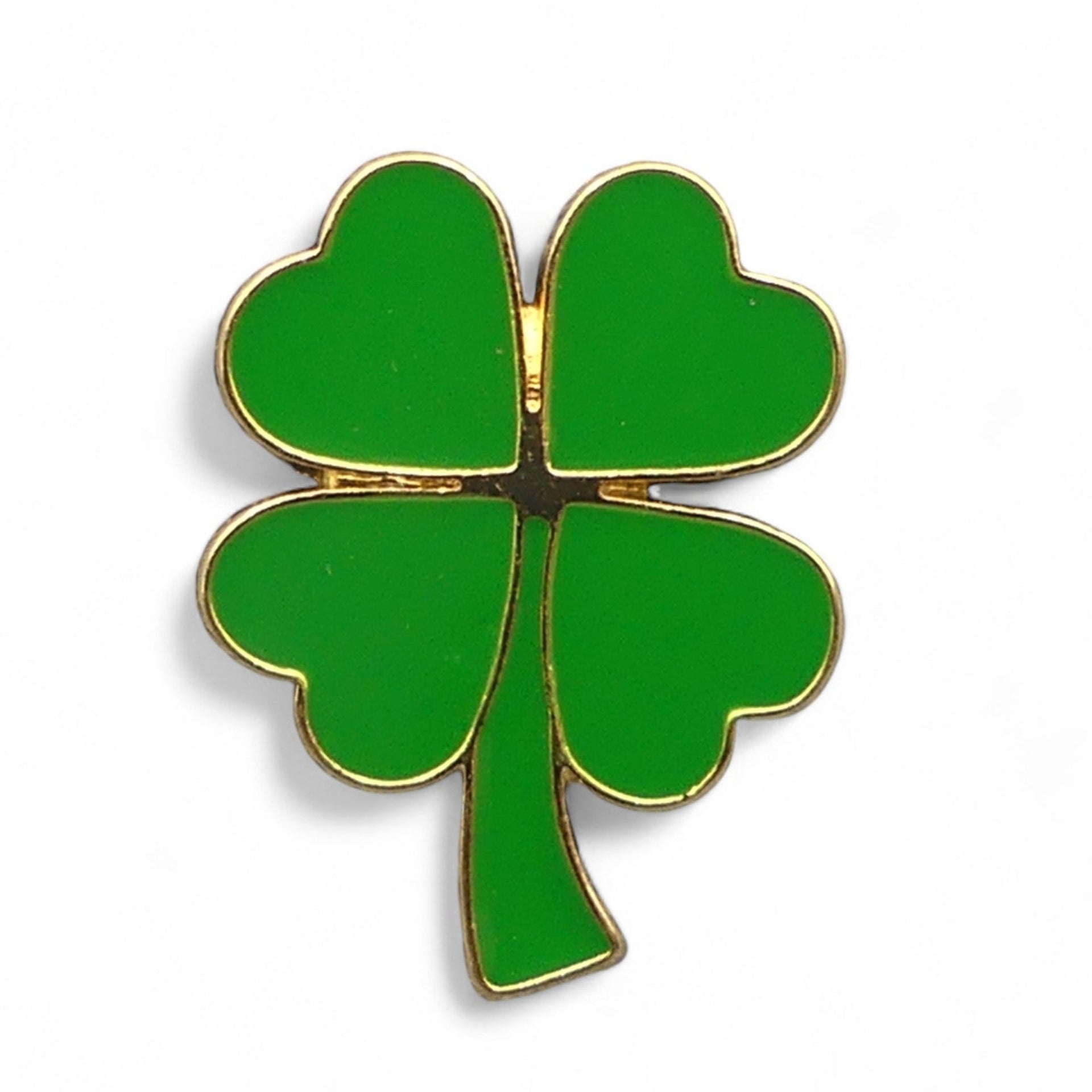 Groene Vier Blad Klaver Icoon Met Een Patroon Stockvectorkunst en meer Groene Vier Blad Klaver Icoon Met Een Patroon Stockvectorkunst en meer