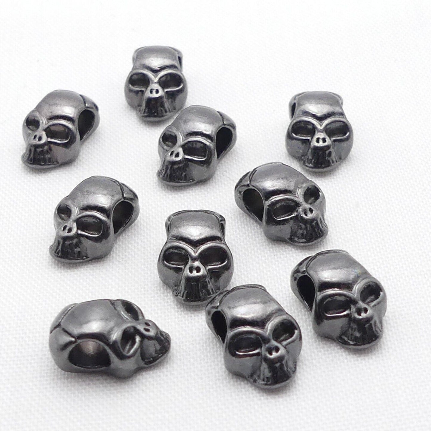 10 Skull Beads Spacer Beads In Gunmetal