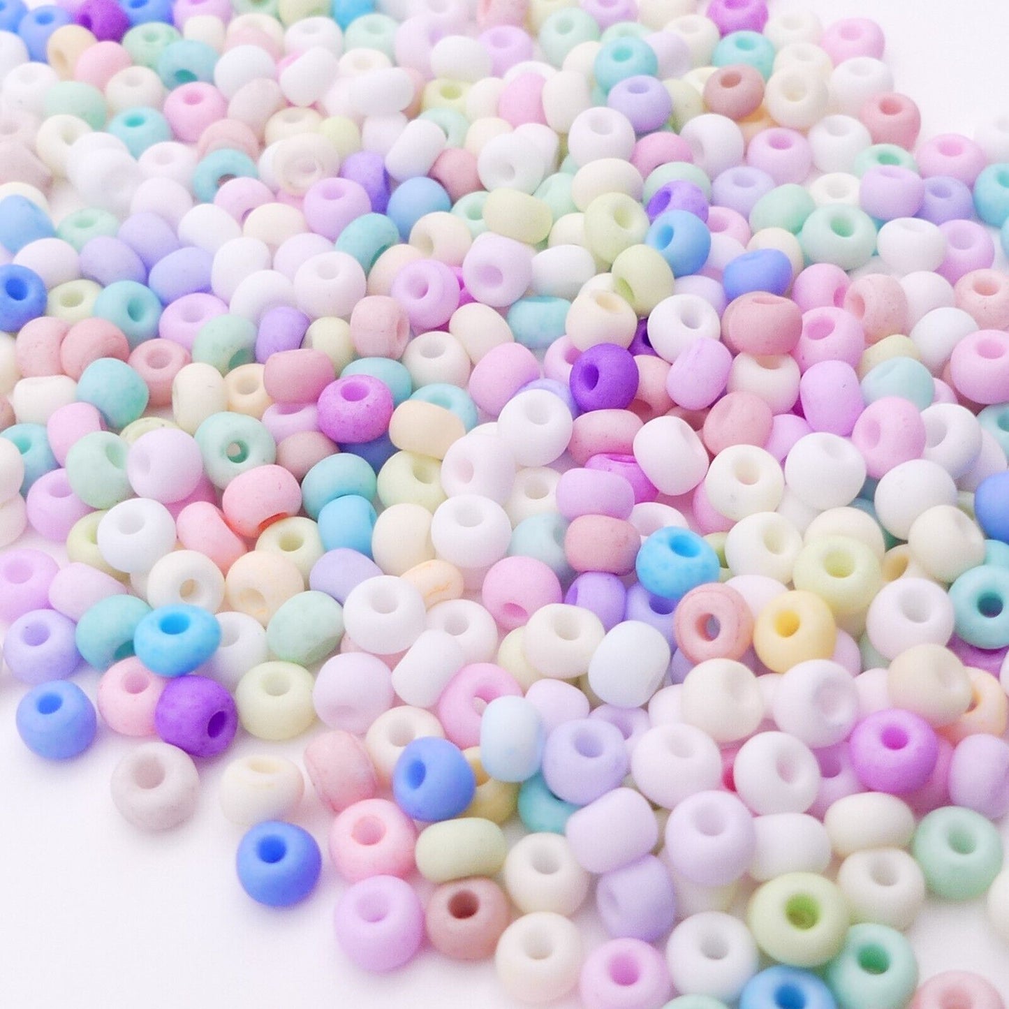 30g 4mm Mixed Pastel Glass Seed Beads Multicoloured 6/0